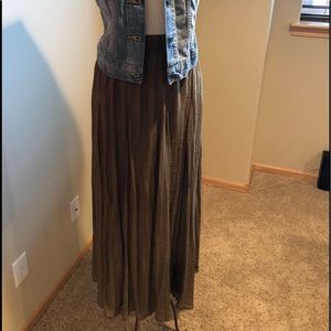 Wrong floor length skirt